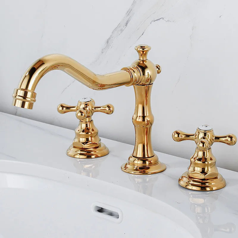 Robinetterie de Lavabo Classique Dorée à Poignées Croix